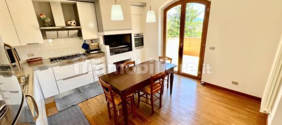 4 غرف نوم فيلا في Fabriano, Italy رقم 79763 50