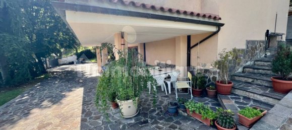 4 غرف نوم فيلا في Fabriano, Italy رقم 79763 31