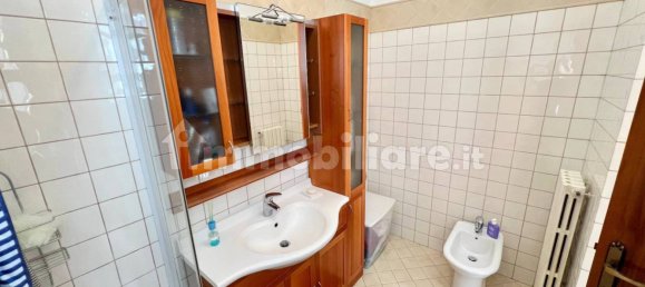 4 غرف نوم فيلا في Fabriano, Italy رقم 79763 18