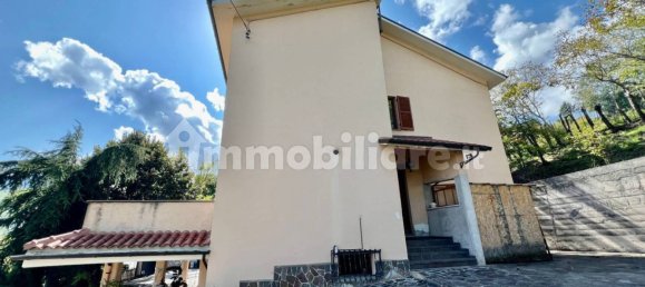 4 غرف نوم فيلا في Fabriano, Italy رقم 79763 33