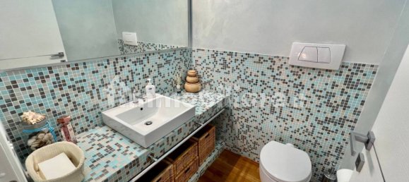 4 غرف نوم فيلا في Fabriano, Italy رقم 79763 10