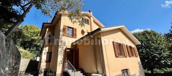 4 غرف نوم فيلا في Fabriano, Italy رقم 79763 32