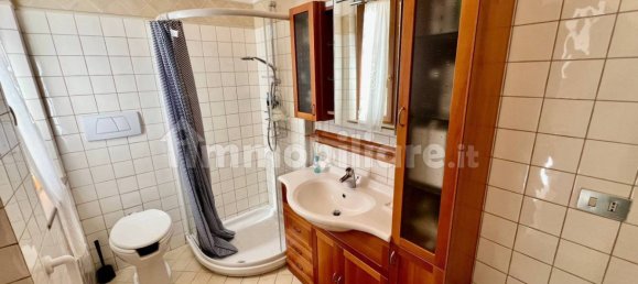 4 غرف نوم فيلا في Fabriano, Italy رقم 79763 17