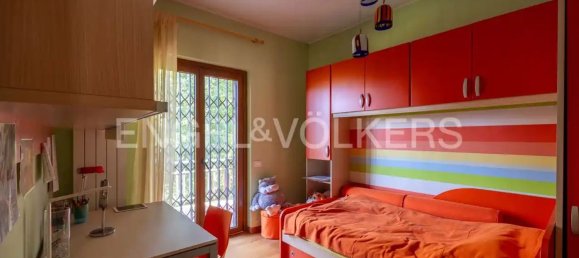 Villa de 6 divisões em Ranco, Italy N.º 139826 10