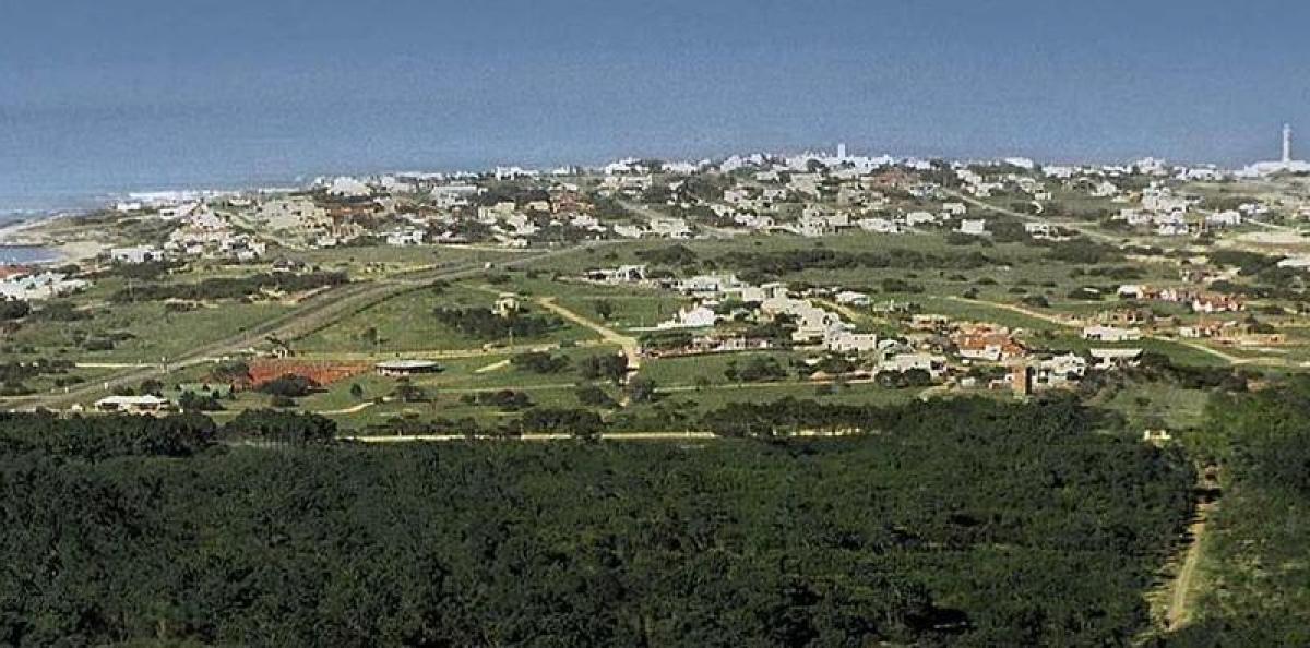  Land in Maldonado, Uruguay No. 15198