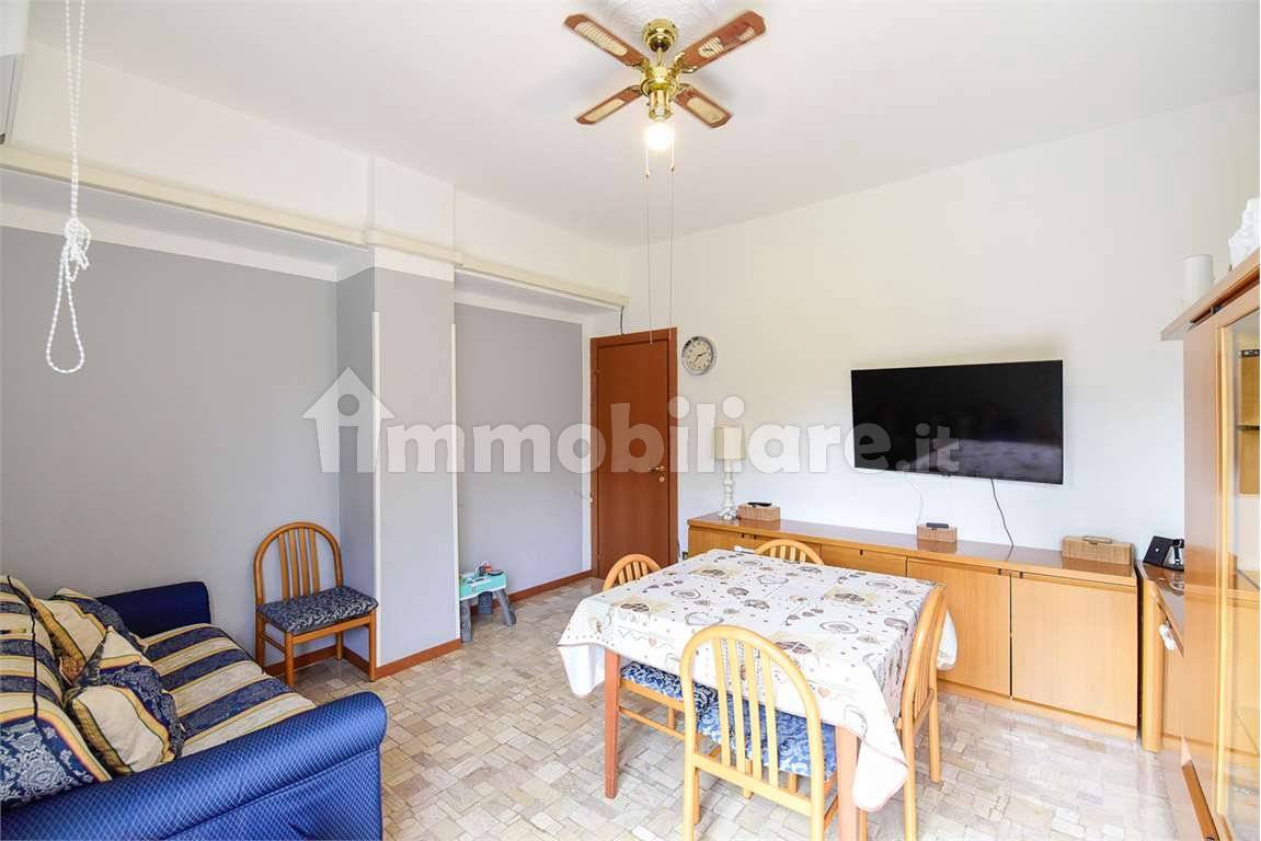 Apartamento T2 em Carate Brianza, Italy N.º 316394