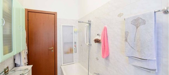 Apartamento T2 em Carate Brianza, Italy N.º 316394 13