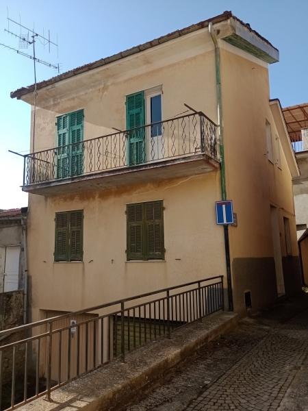 5غرفة منزل في Aurigo, Italy رقم 236622