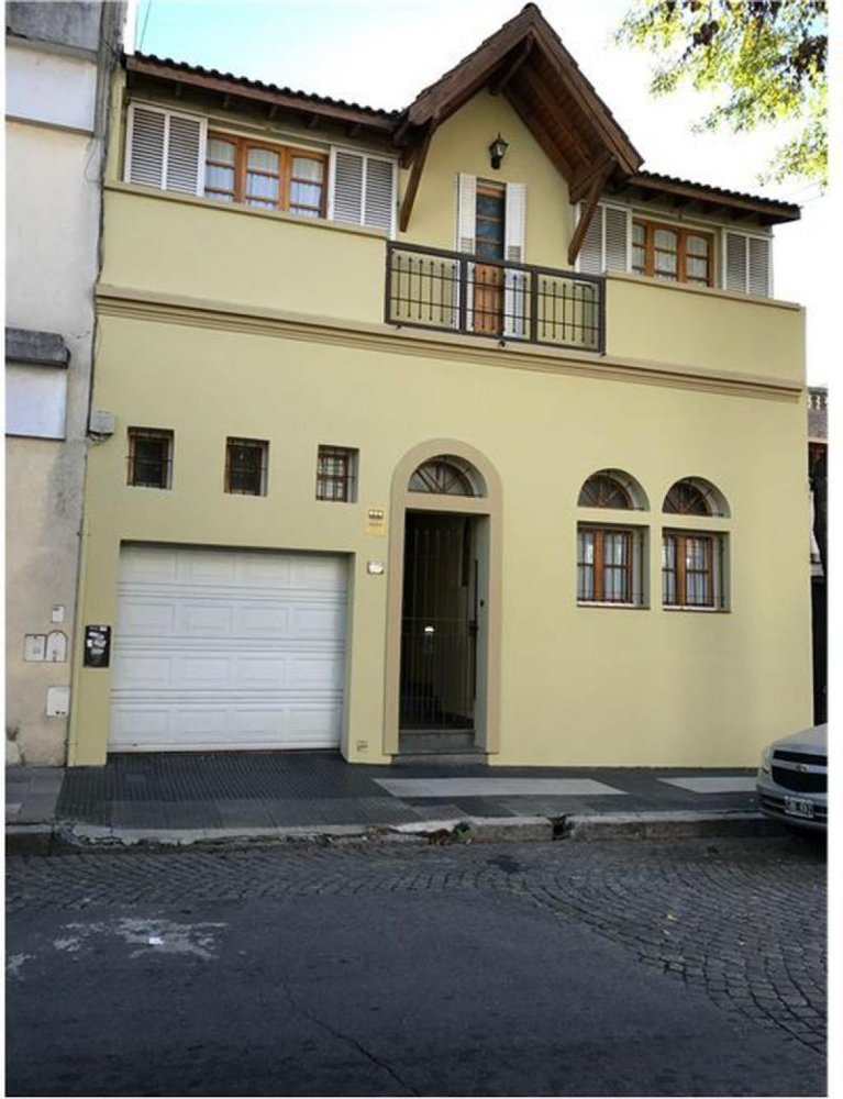 3 bedrooms House in Buenos Aires, Argentina No. 88136