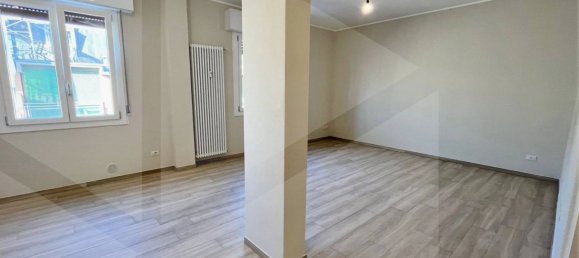 3 rooms Apartment in Sassuolo, Italy No. 23532 13