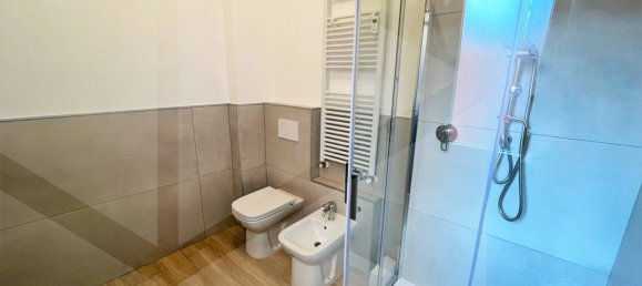 3 rooms Apartment in Sassuolo, Italy No. 23532 21