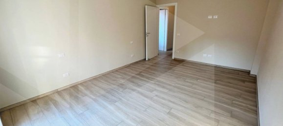 3 rooms Apartment in Sassuolo, Italy No. 23532 20