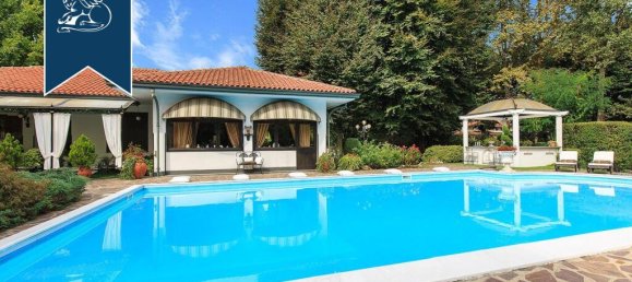 5 Schlafzimmer Villa in Milan, Italy, Nr. 329310 5