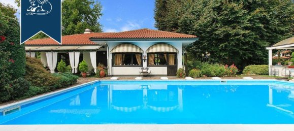 5 Schlafzimmer Villa in Milan, Italy, Nr. 329310 4