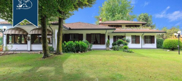 5 Schlafzimmer Villa in Milan, Italy, Nr. 329310 10