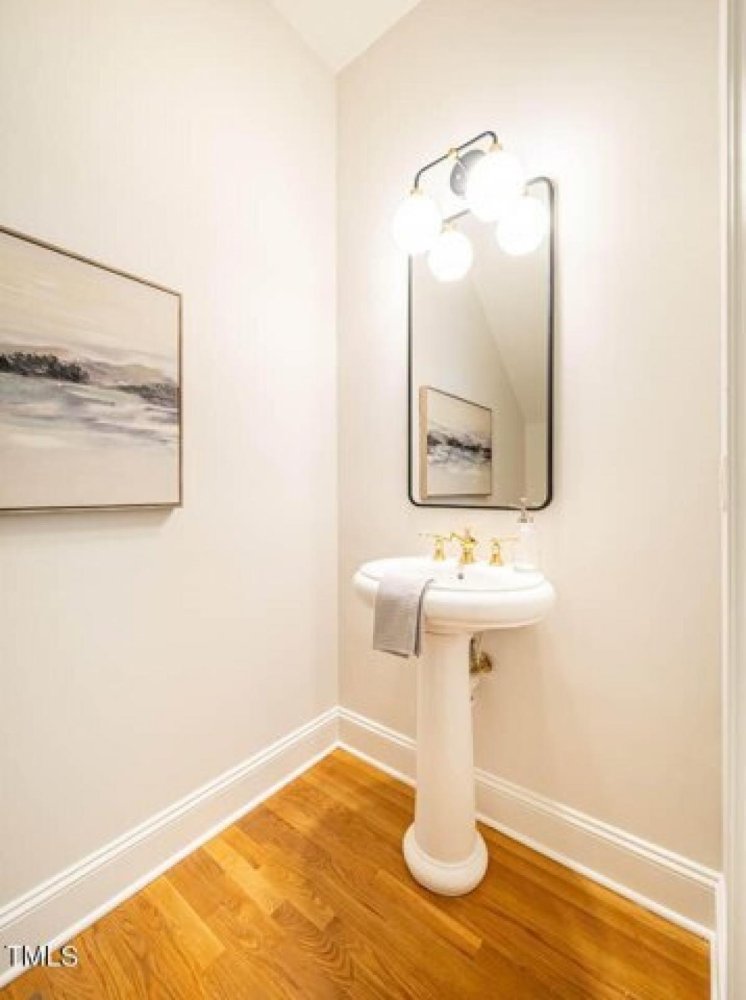 3 bedrooms House in Chapel Hill, USA No. 379410