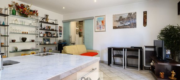 3 chambres Appartement à Rome, Italy No. 335047 8