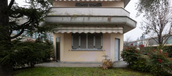 6 rooms Villa in Mesero, Italy No. 161721 3