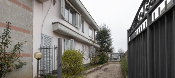 6 rooms Villa in Mesero, Italy No. 161721 26