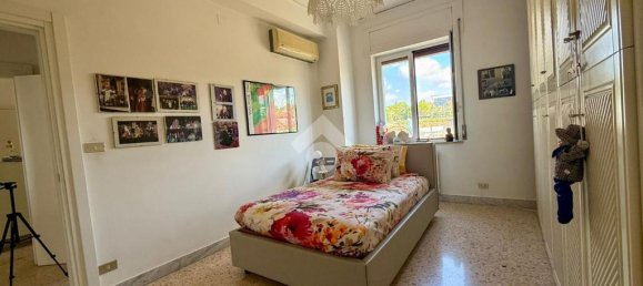 Квартира с 1 спальней в Неаполь, Италия № 273364 16