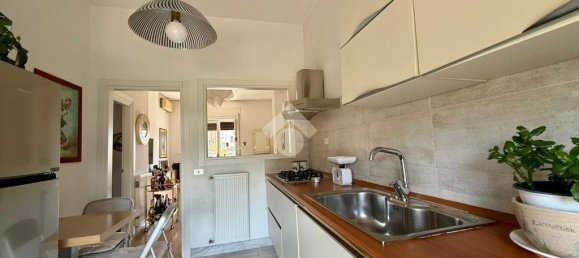 Квартира с 1 спальней в Неаполь, Италия № 273364 4