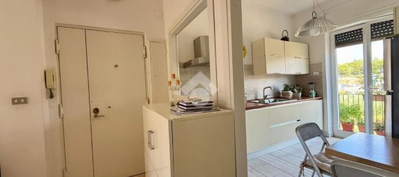 Квартира с 1 спальней в Неаполь, Италия № 273364 3