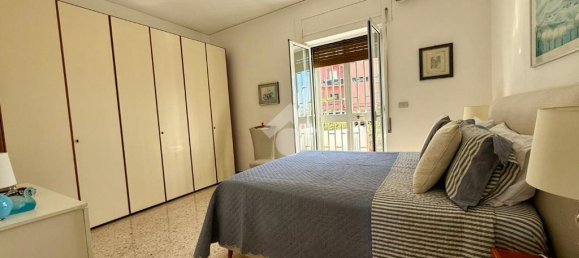 Квартира с 1 спальней в Неаполь, Италия № 273364 12