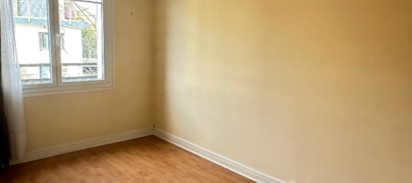 2 bedrooms Apartment in Buc, France No. 122031 7