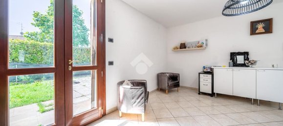 6 rooms Villa in Fabbrico, Italy No. 70566 17