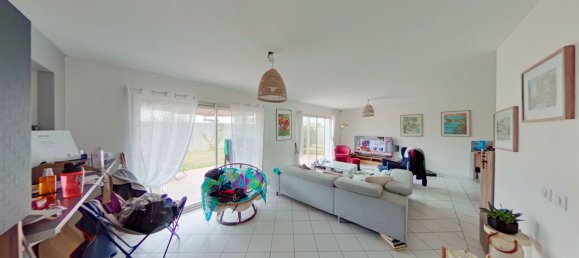 5 bedrooms House in Merignac, France No. 335796 5