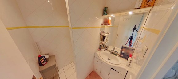 5 bedrooms House in Merignac, France No. 335796 11