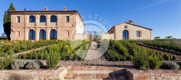 7 bedrooms Villa in Buonconvento, Italy No. 195352 2