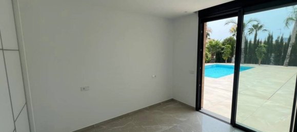 4 bedrooms Villa in Calpe, Spain No. 10303 4