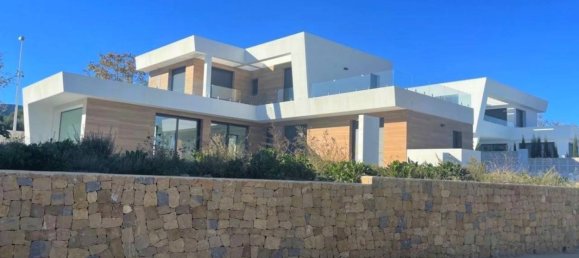 4 bedrooms Villa in Calpe, Spain No. 10303 2