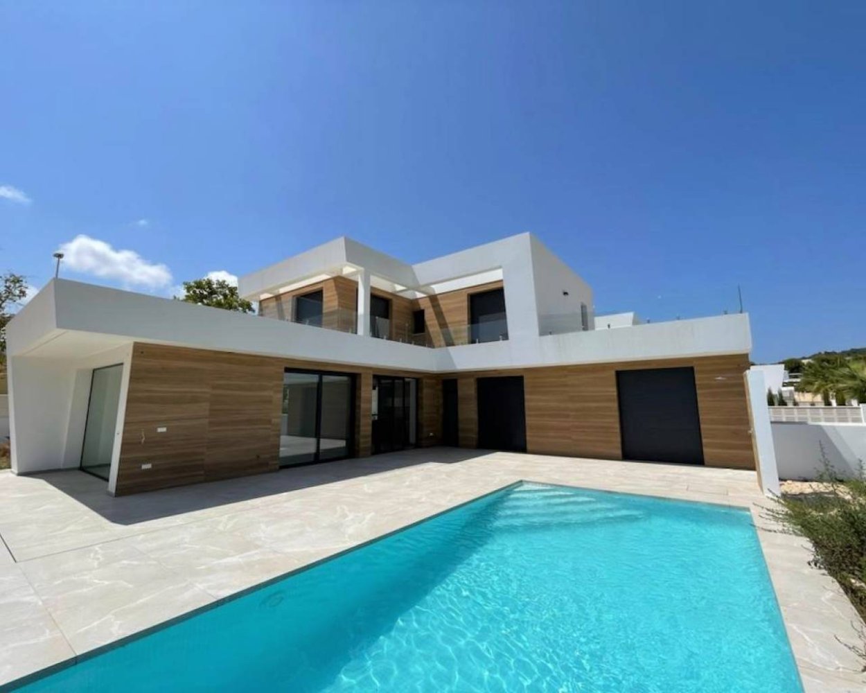 4 bedrooms Villa in Calpe, Spain No. 10303