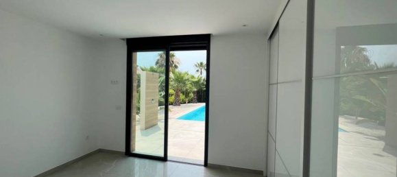 4 bedrooms Villa in Calpe, Spain No. 10303 6