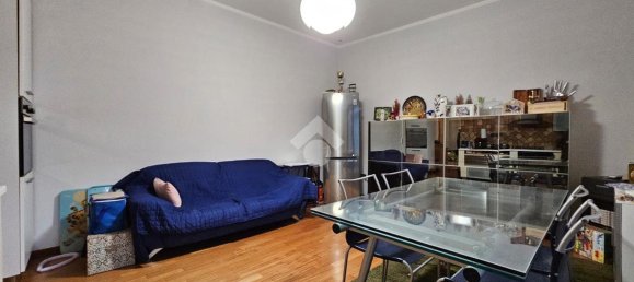3 rooms Apartment in Naples, Italy No. 15519 4