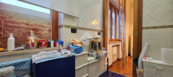 3 rooms Apartment in Naples, Italy No. 15519 14