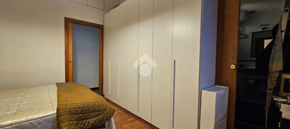 3 rooms Apartment in Naples, Italy No. 15519 11