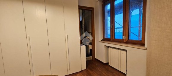 3 rooms Apartment in Naples, Italy No. 15519 12