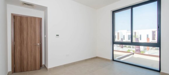 2 bedrooms Townhouse in Al Ghadeer, UAE No. 1515 3