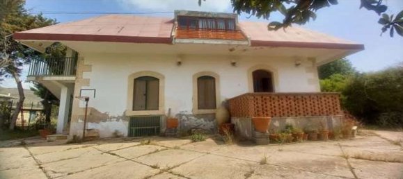 Дом с 7 комнатами в Авола, Италия № 38221 5