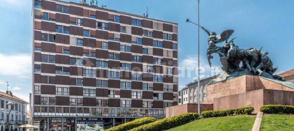 14m² Garage in Monza, Italy No. 285710 2