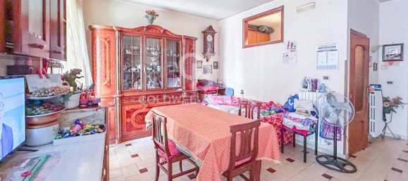 Apartamento de 2 dormitorios en Barletta, Italy No. 272307 3