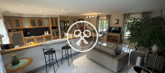 4 chambres Maison à Saint-Lyé, France No. 38610 6