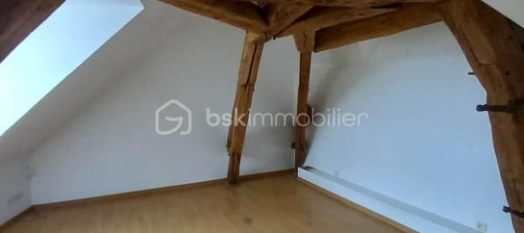 Gebäude in La Ferte-Vidame, France 400m², Nr. 331055 10