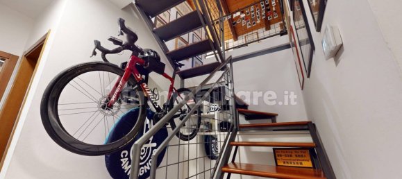 2 Schlafzimmer Wohnung in Bologna, Italy, Nr. 330564 12