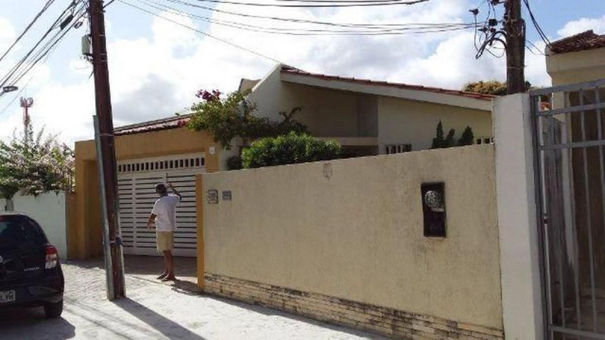 Casa de 3 dormitorios en Sao Paulo, Brazil No. 477444