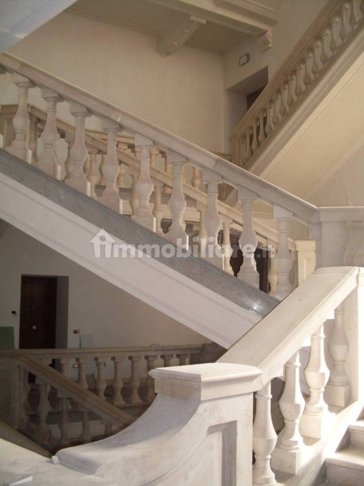 3 chambres Appartement à Mantua, Italy No. 250351