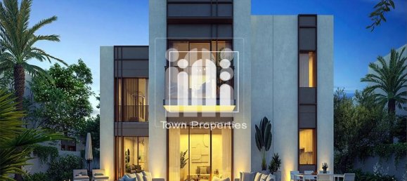 5 bedrooms Villa in Al Shamkha, UAE No. 8819 17